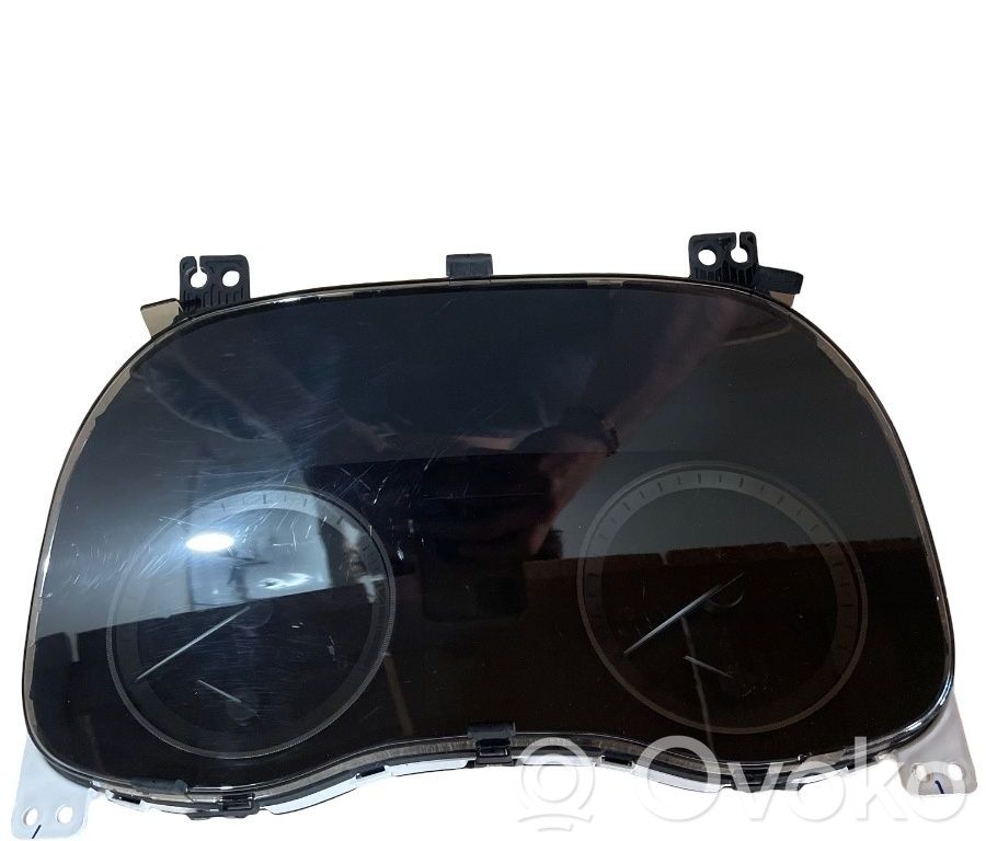 Clock   94033D7DK0