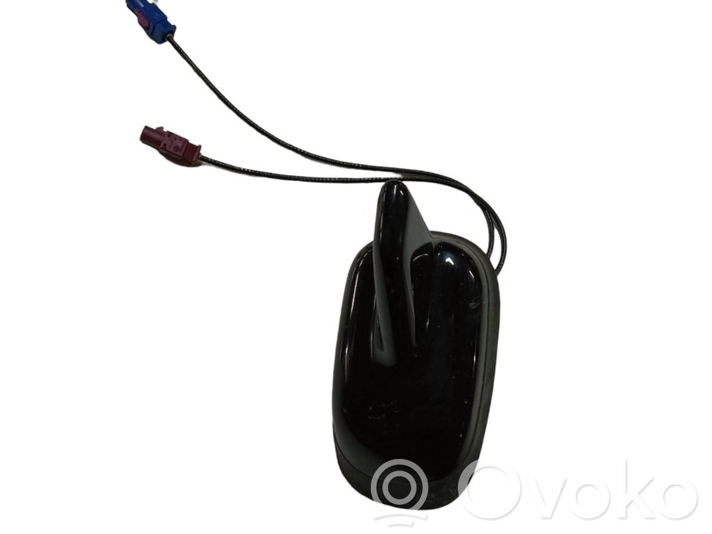 Radio antenna