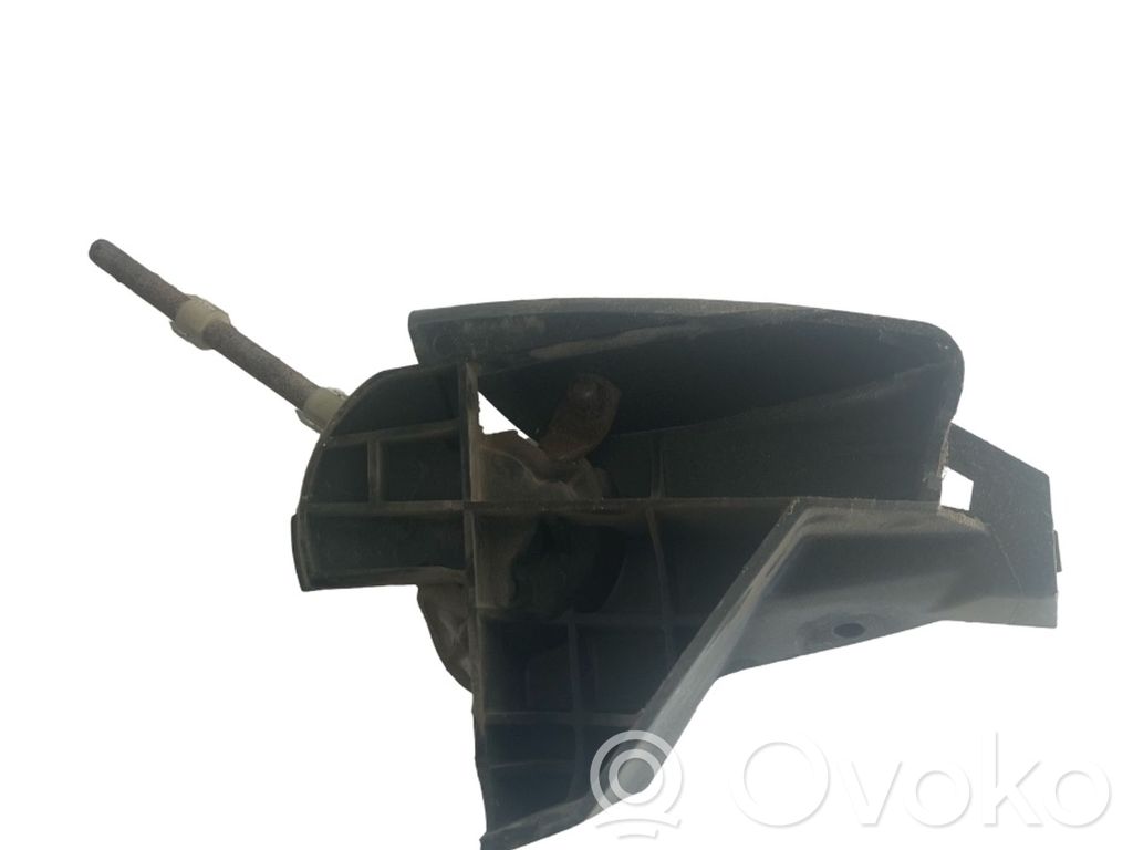 Gear shift cable bracket