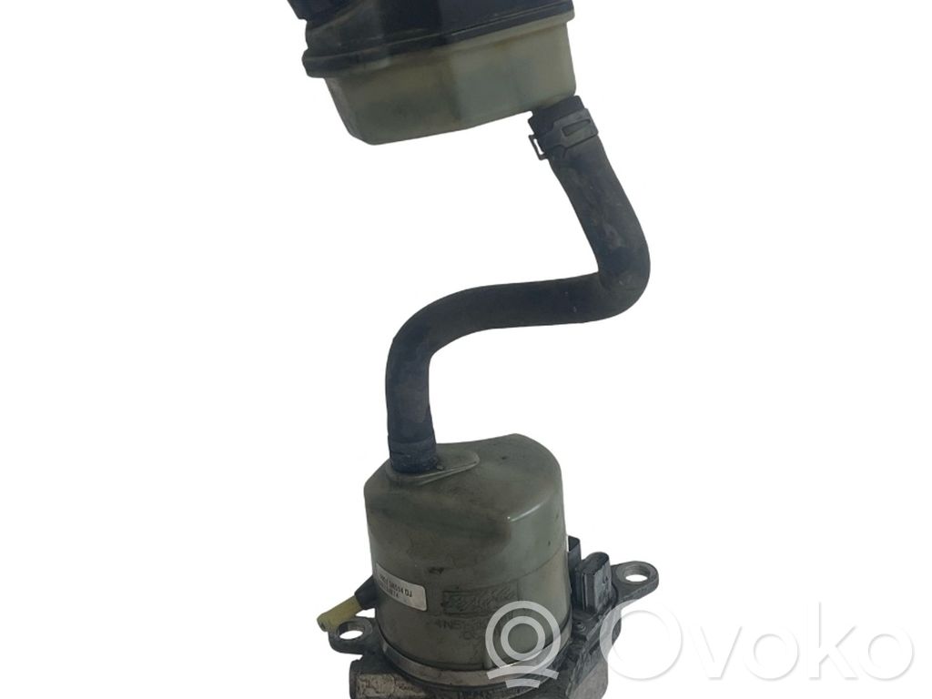 Volvo V50 Ohjaustehostimen pumppu 
