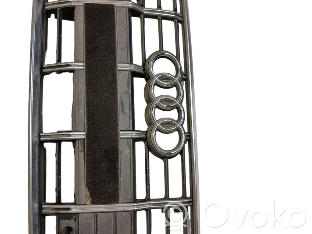 Front grill   4K0853651F