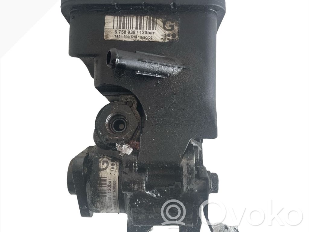 Power steering pump   6750938