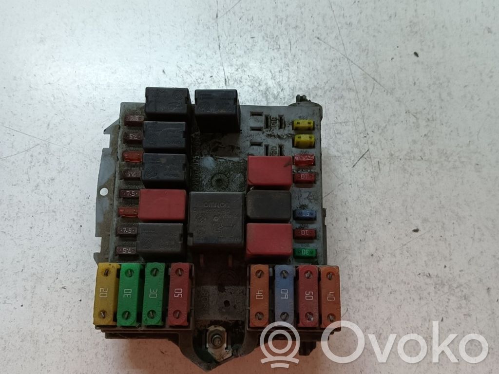 Módulo de fusible   51832042