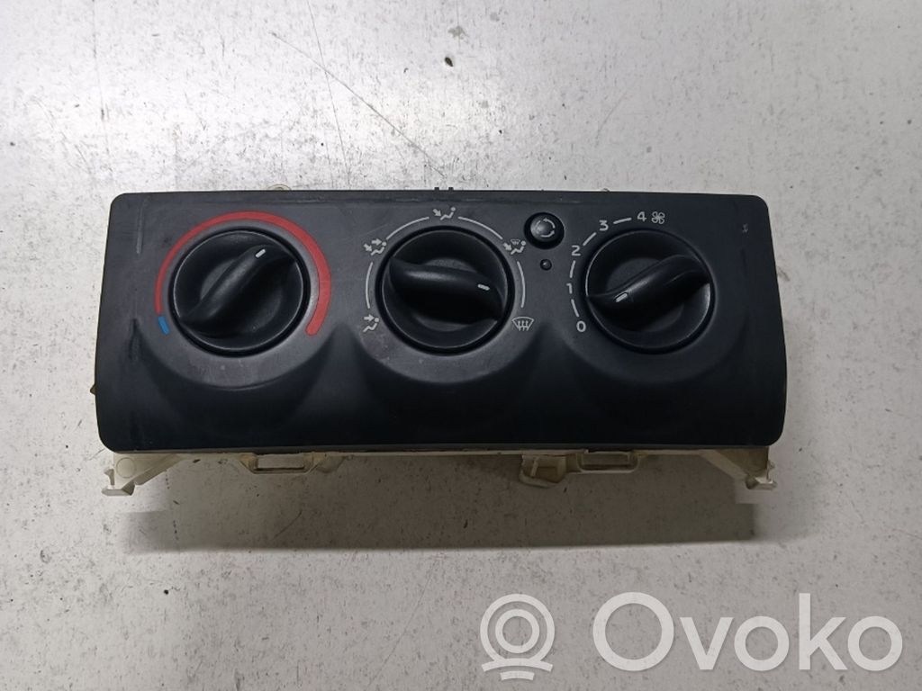 Renault Clio II Climate control unit 