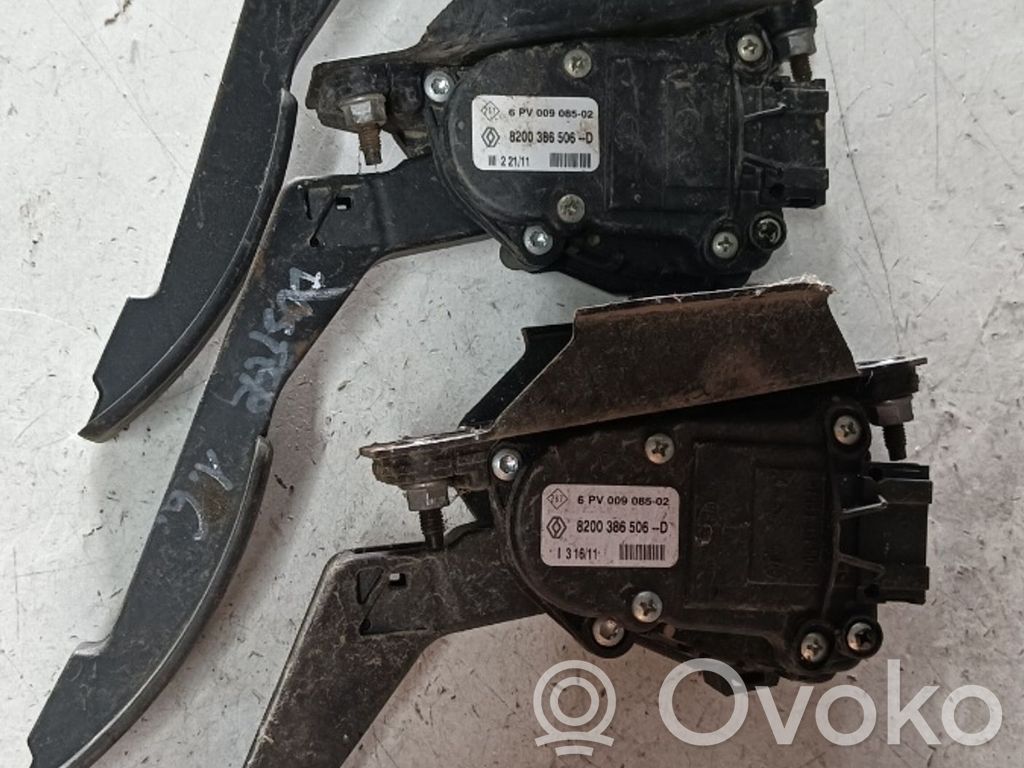 Pedale dell’acceleratore   8200386506D