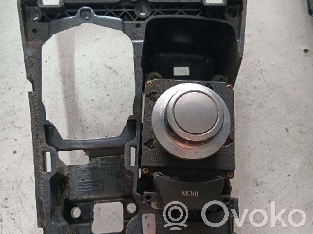 Center console   6971727