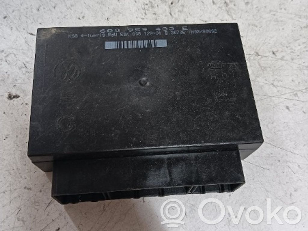 Seat Ibiza IV (6J,6P) Comfort/convenience module 