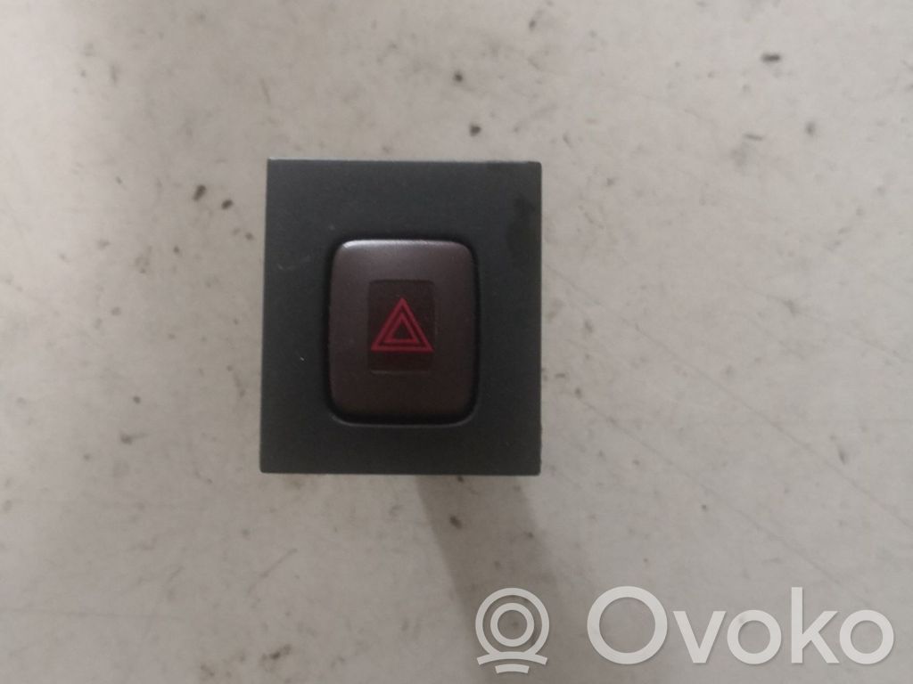 Hazard light switch   30710106