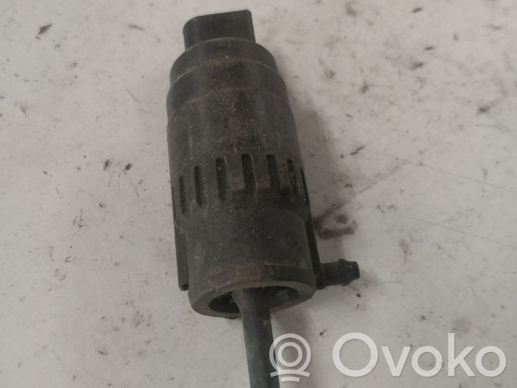Windscreen/windshield washer pump