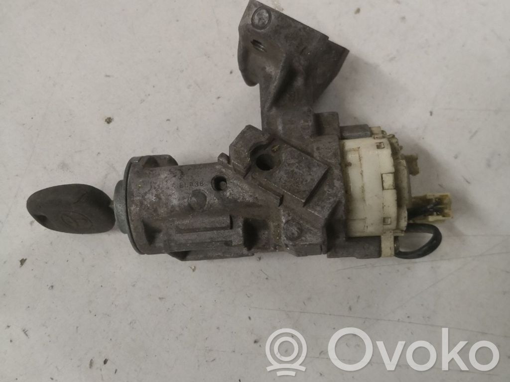 Užvedimo spynelė   45020336