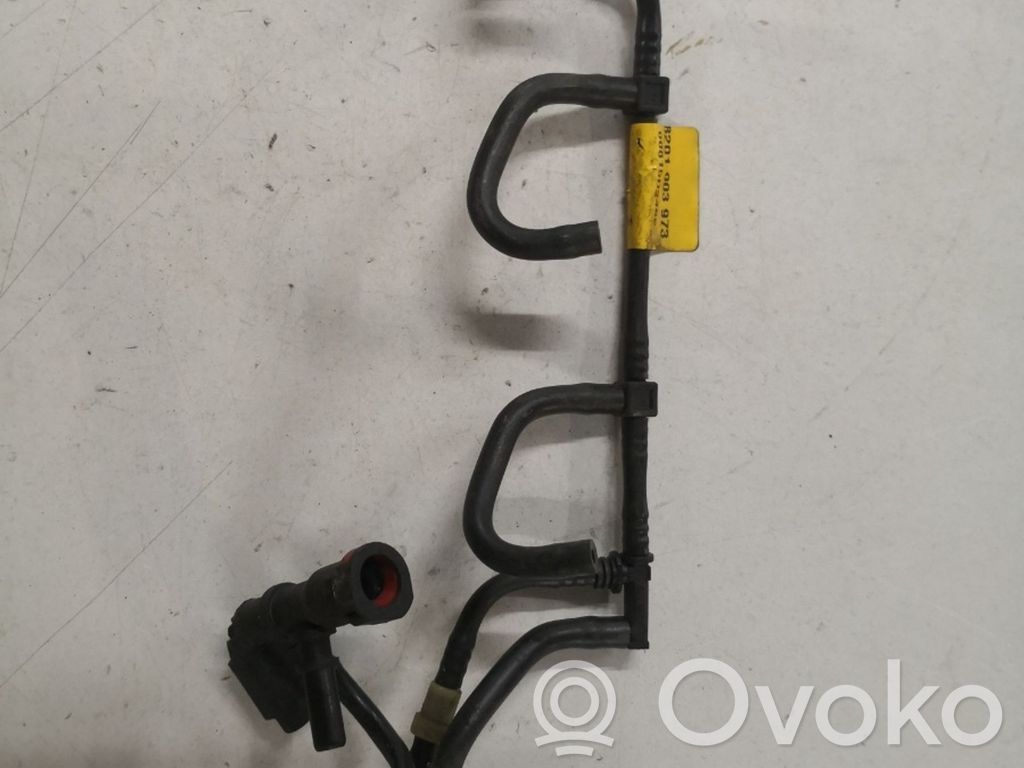 Toyota Land Cruiser (J200) Distribuidor de combustible 