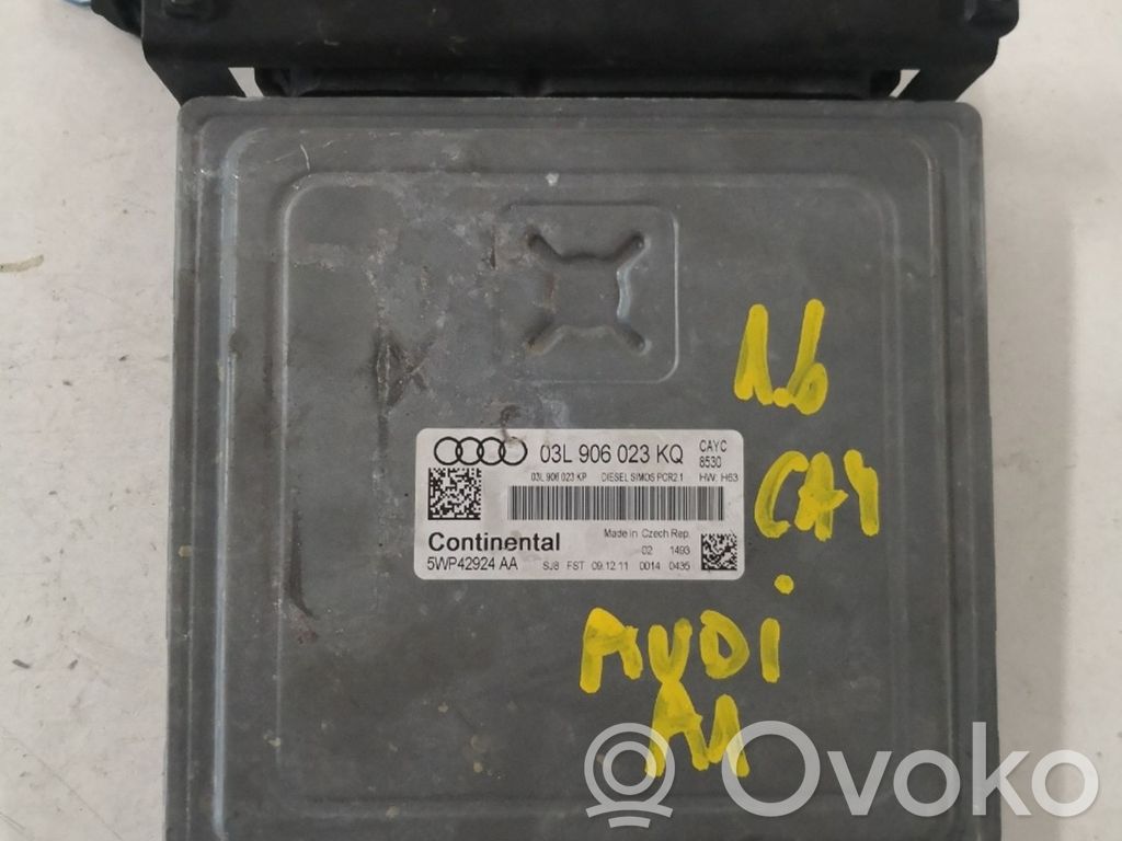 Engine control unit/module ECU   5WP42924AA,03L906023KQ