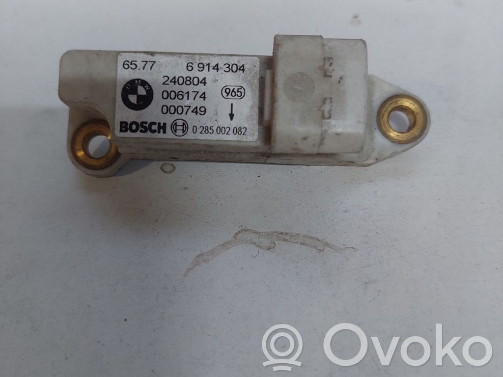 Airbag deployment crash/impact sensor   6914304