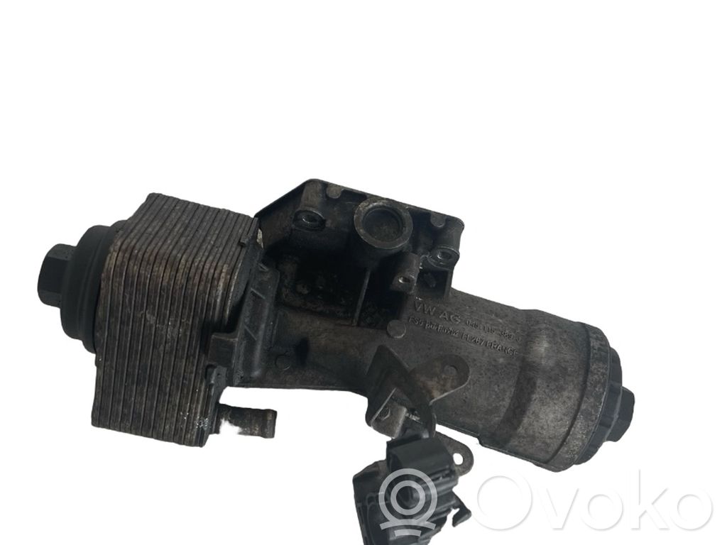 Audi A4 S4 B8 8K Supporto di montaggio del filtro dell’olio 