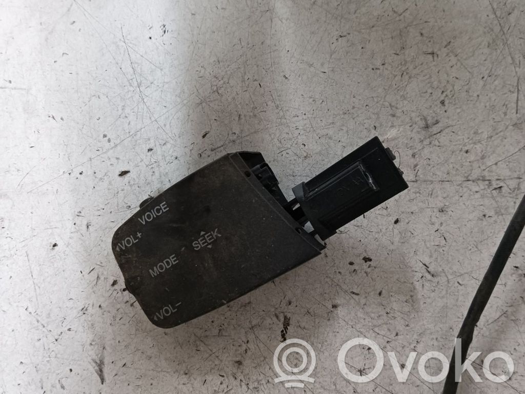Ford Focus Interruptores/botones de la columna de dirección 