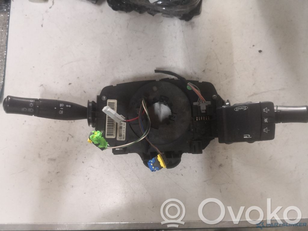 Commodo de clignotant   880M275M0617