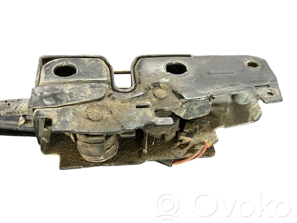Volkswagen PASSAT B6 Pokrywa przednia / Maska silnika 