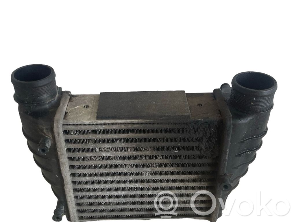 Radiador intercooler   8E0145806Q