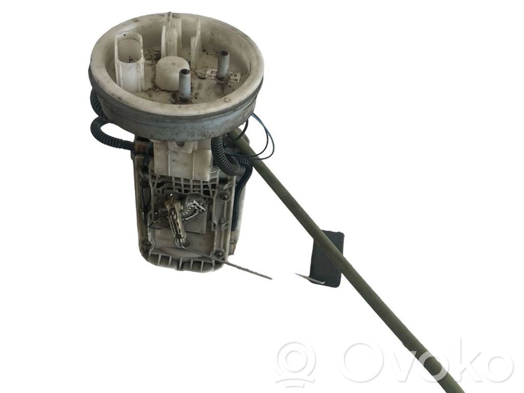 Bomba interna de combustible   8E0919050AC