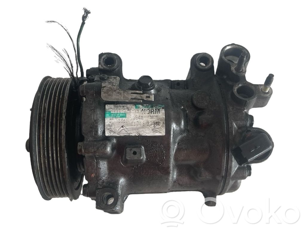 Compresor (bomba) del aire acondicionado (A/C))