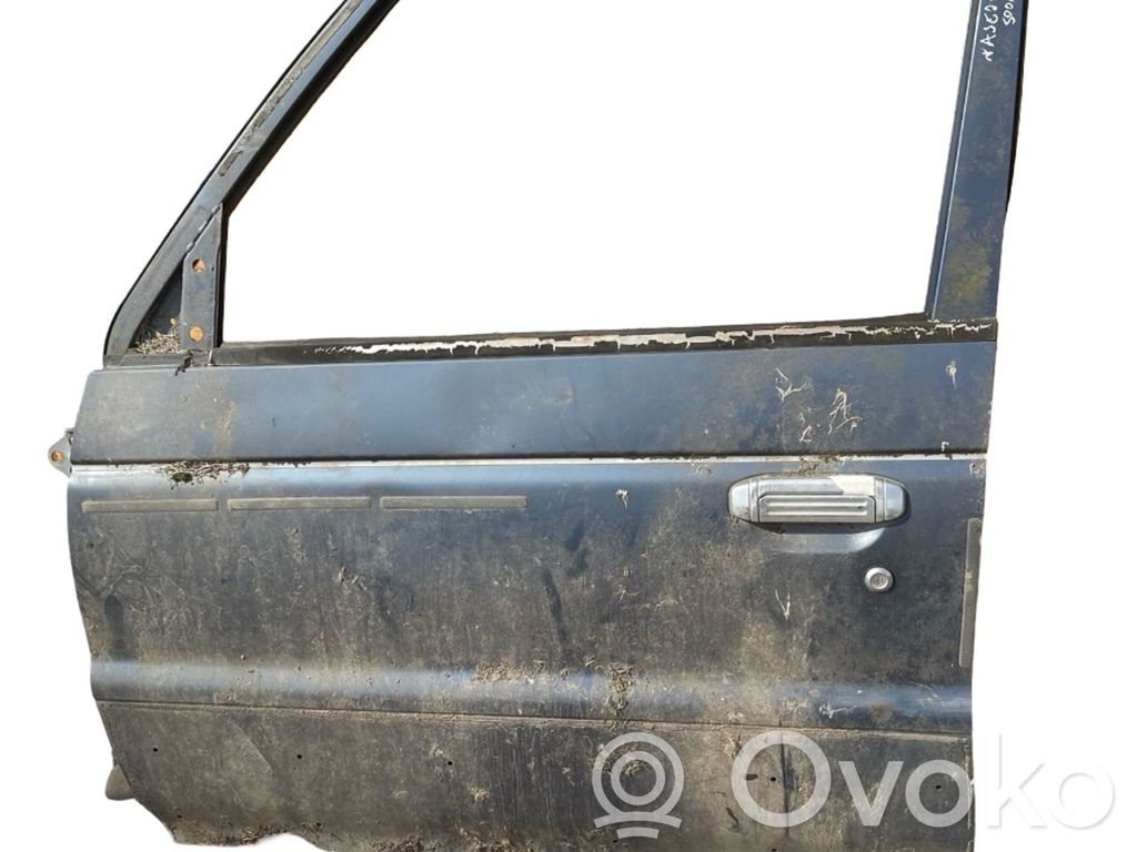 Mitsubishi Pajero Puerta delantera 