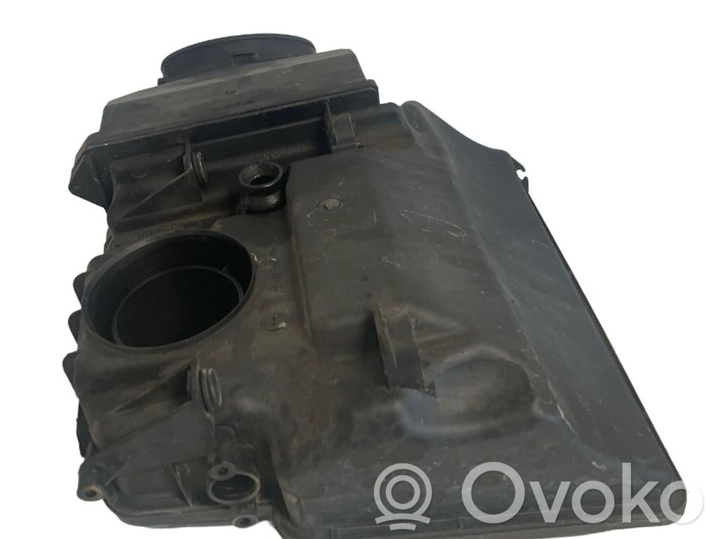 Renault Symbol II Air filter box 