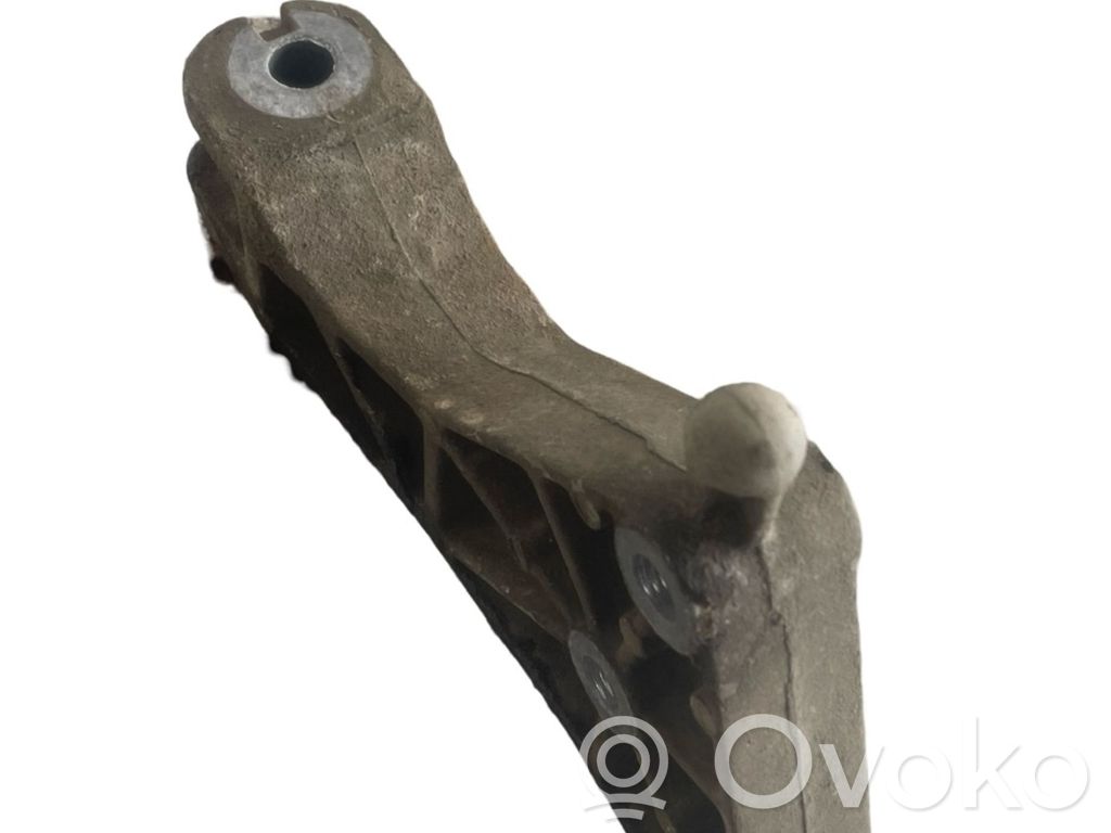 Opel Meriva B Engine mount bracket 
