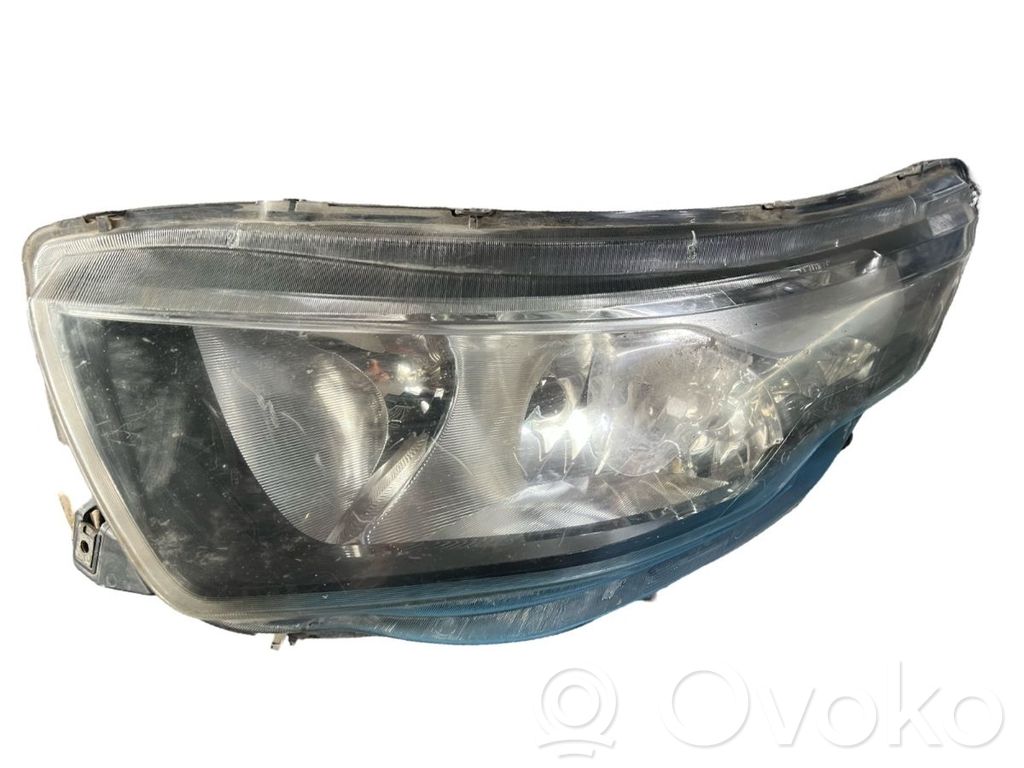 Iveco Daily 6th gen Lampa przednia 