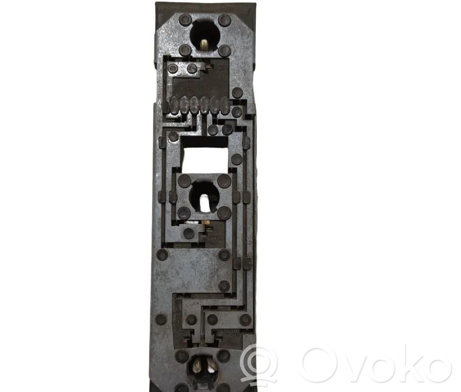 Lámpara de faros/luces traseros   89023373