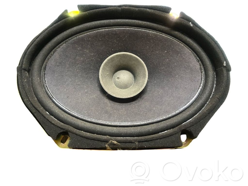 Etuoven kaiutin   GJ6A66960