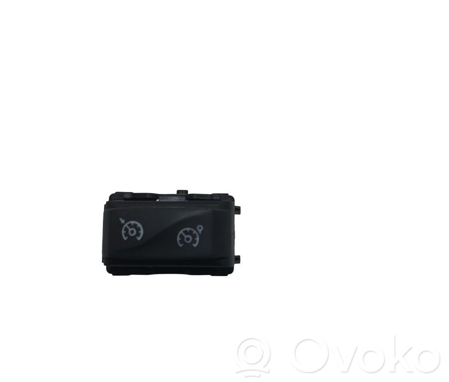 Dacia Duster II Interruptor/perilla de marchas 