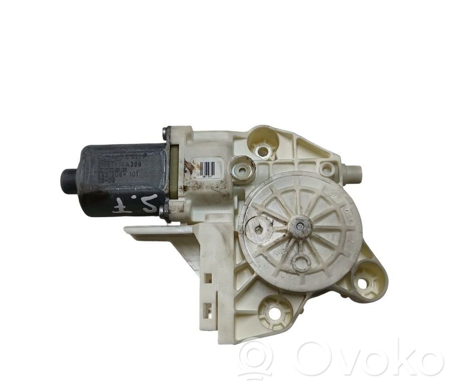 Kulmaikkunalasi   4M5T14A389