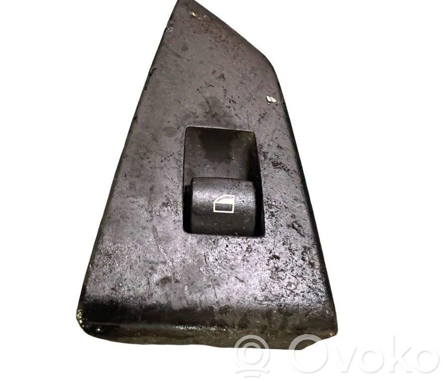 Przyciski szyb   692225