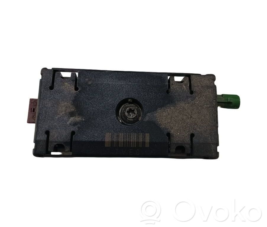 Antenas pastiprinātājs   6933327