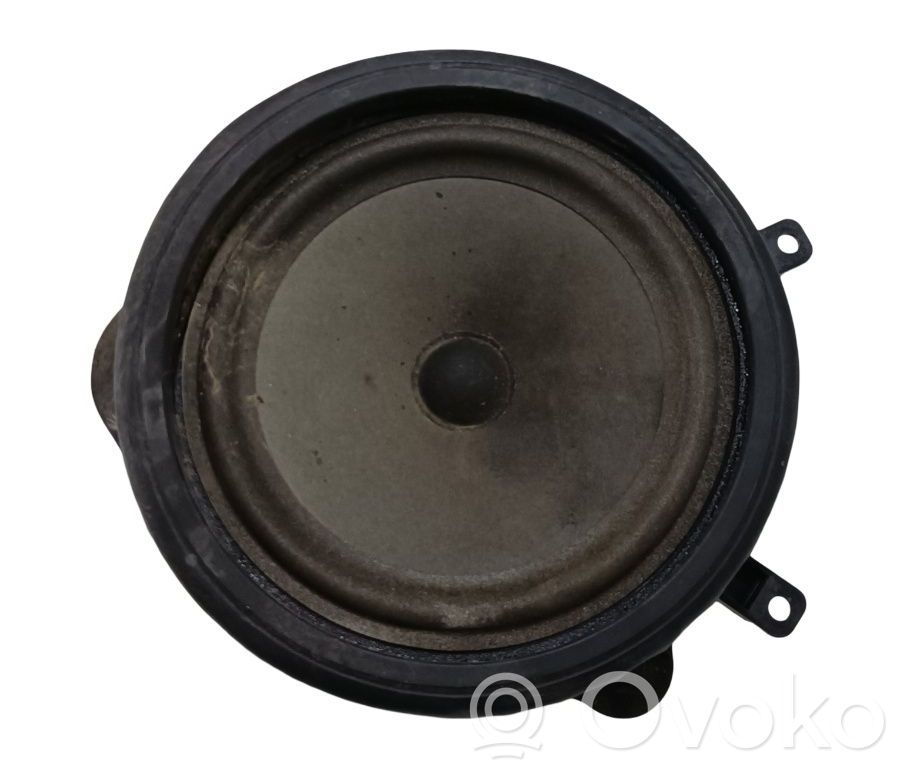 Altavoz de la puerta delantera   8P0035411