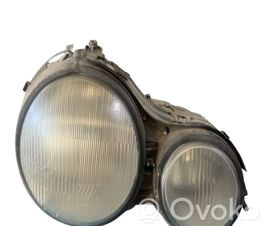 Scheinwerfer