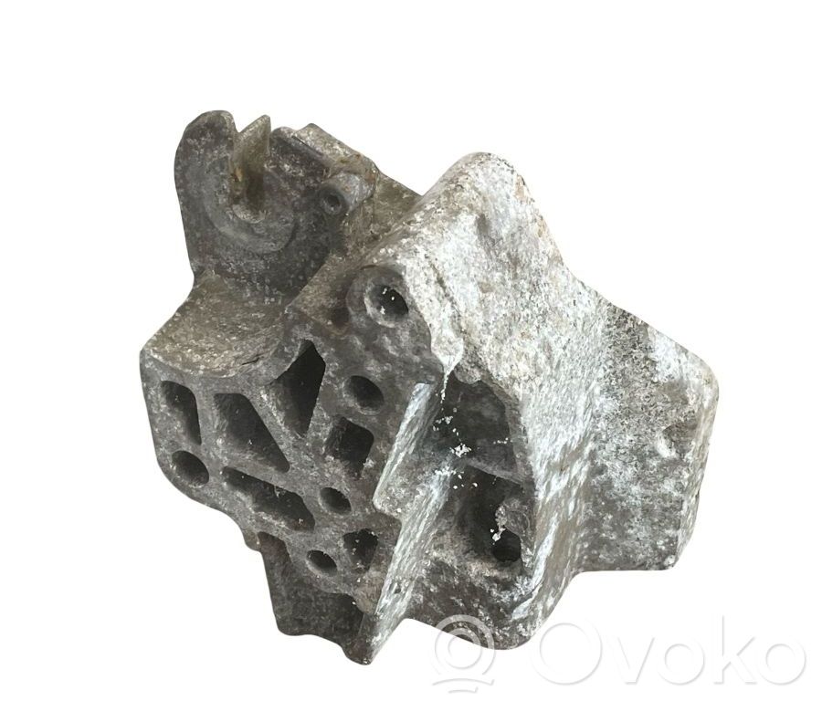 Engine mounting bracket   9682877580