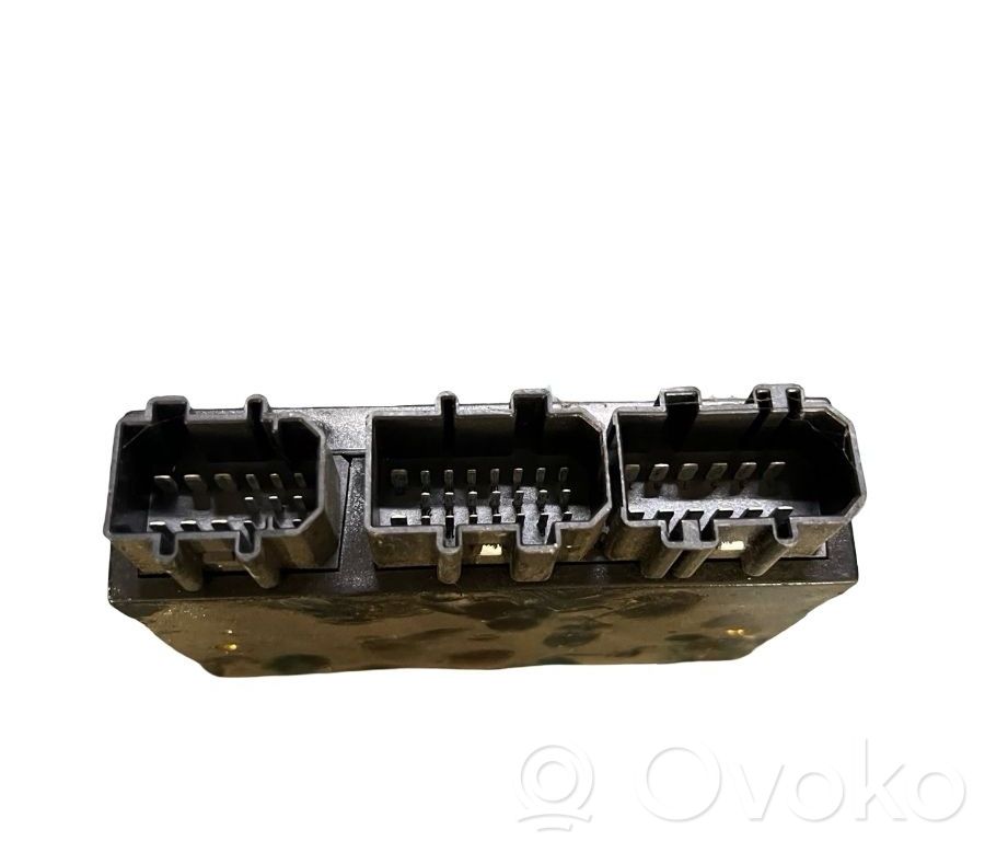 Mukavuusmoduuli   1J0959799S