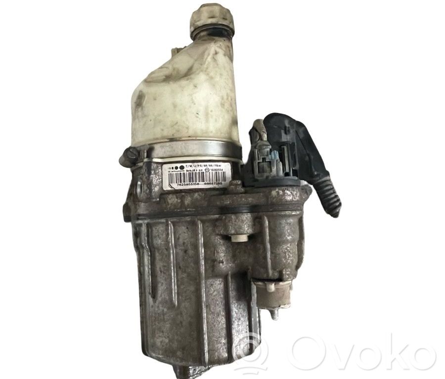Ohjaustehostimen pumppu   13292554
