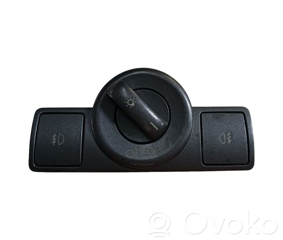 Panel lighting control switch   3D0941531