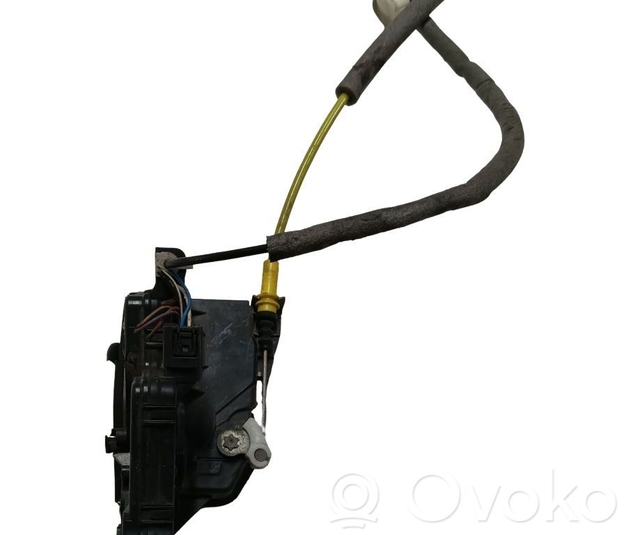 Front door lock   51217011244