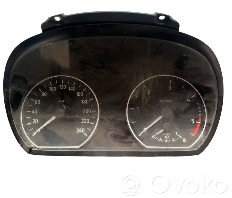 Clock   698353101