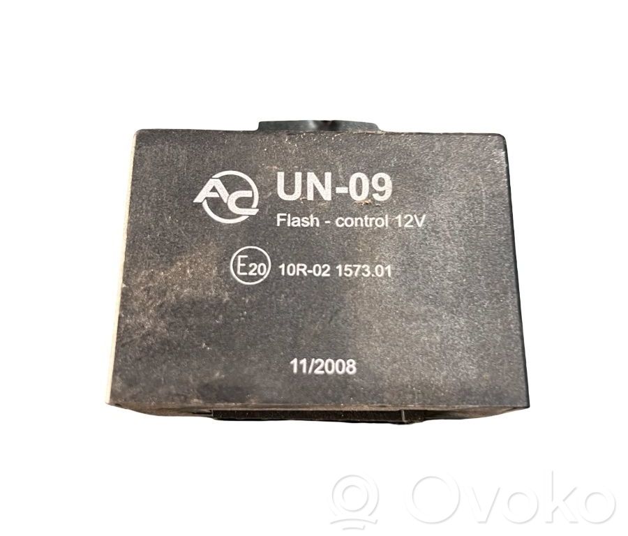 Muut ohjainlaitteet/moduulit   10R02157301