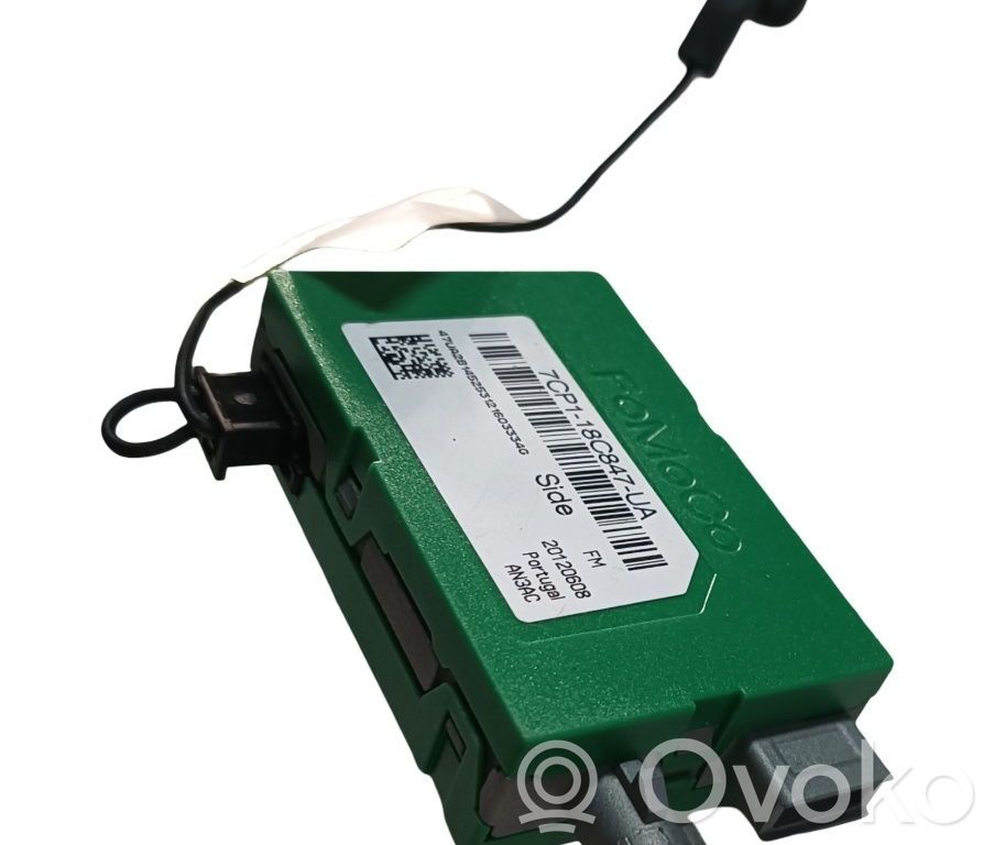 Amplificateur d'antenne   7CP118C847UA