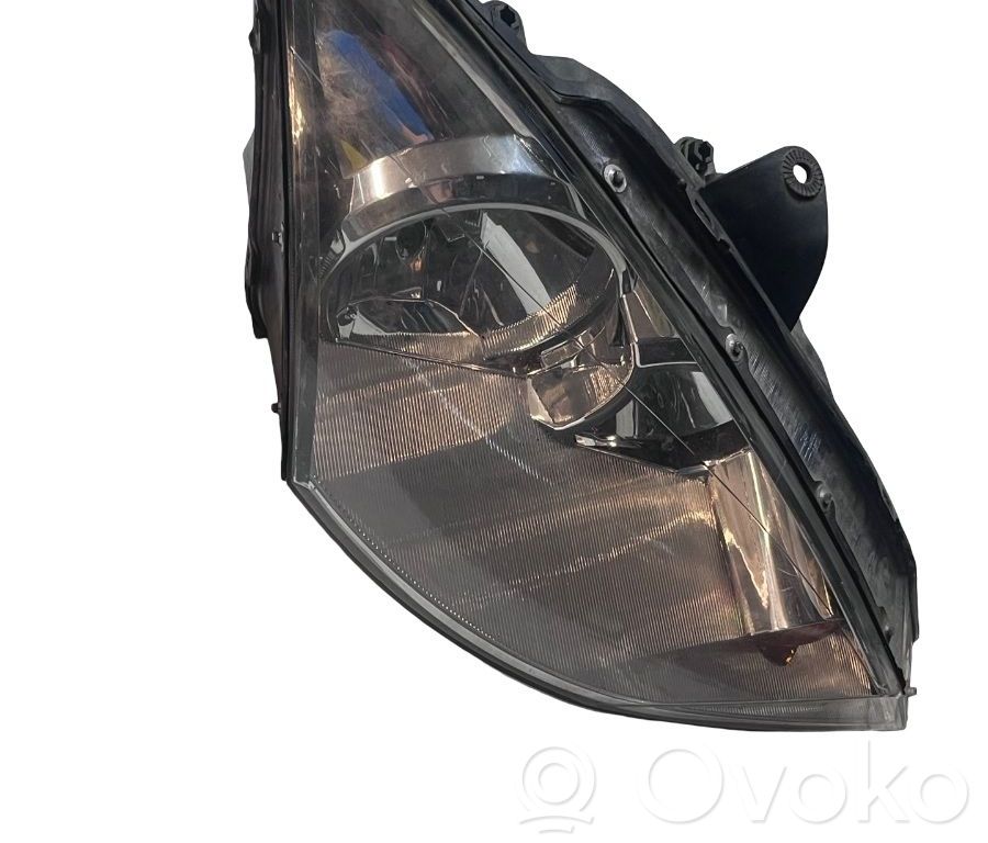 Ford Focus Headlight/headlamp 