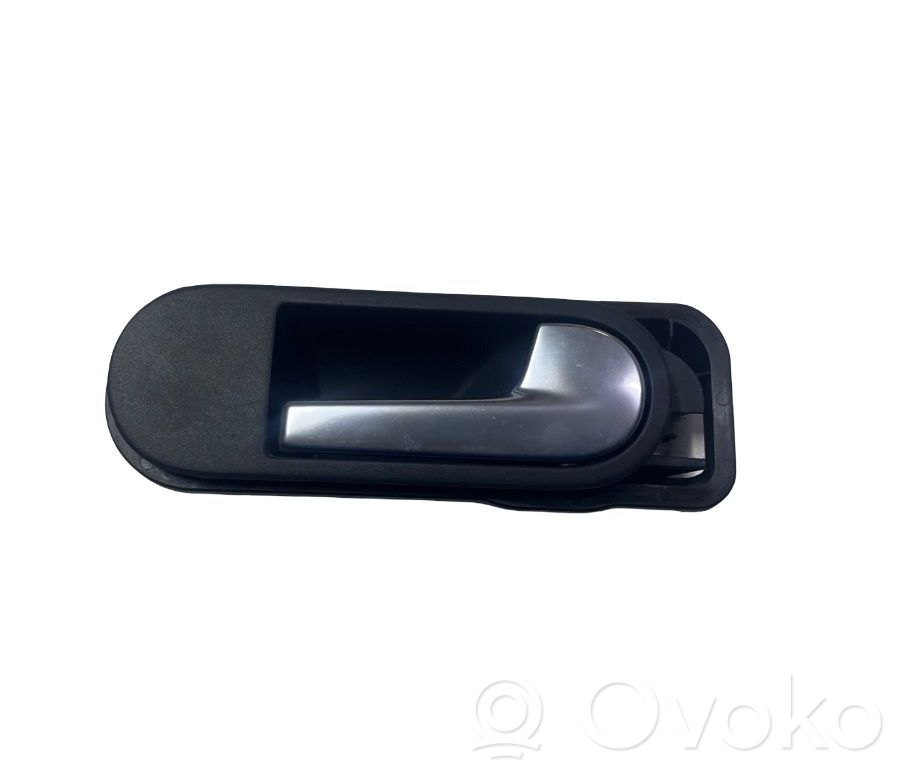 Manecilla interna puerta delantera   5M0837198