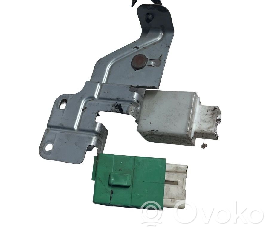 Otros relés   BG2M67830