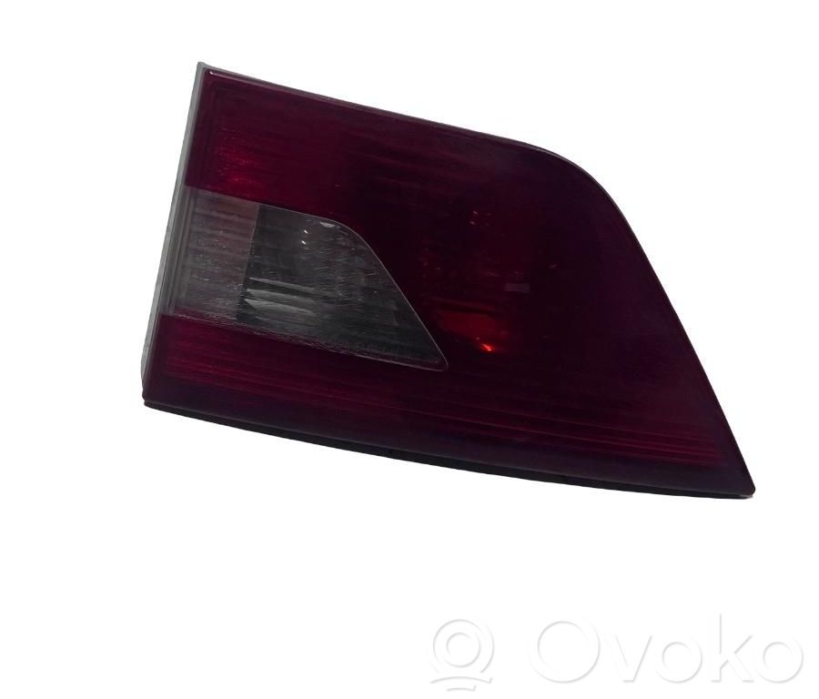 Tailgate rear/tail lights   761002