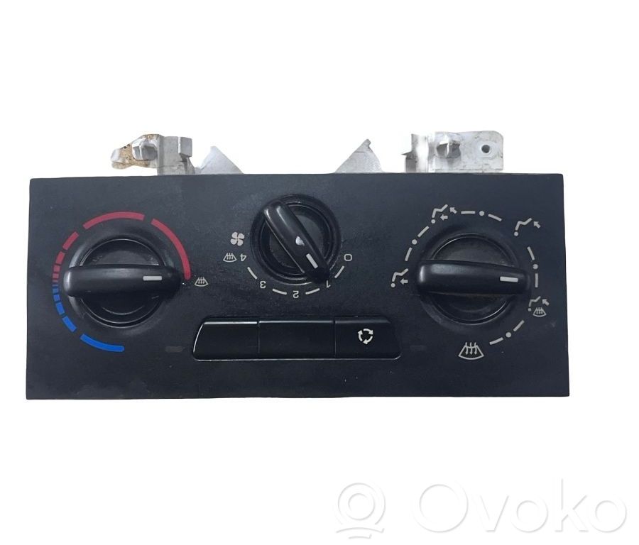 Peugeot Expert Climate control unit 
