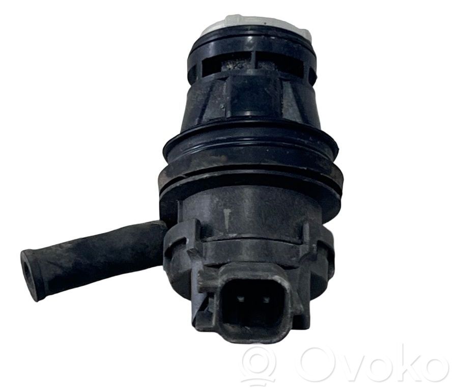 Chrysler 300 - 300C Windscreen/windshield washer pump 